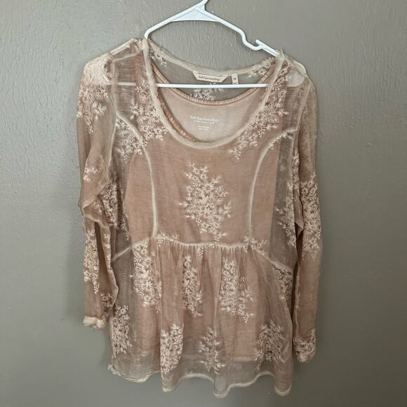 SOFT SURROUNDINGS Tan Floral Silk Overlay Size Petite Medium comfort long sleeve - Picture 2 of 7
